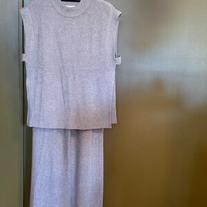 Chic Gray Knit Top and Skirt Set